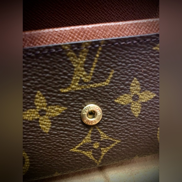 Louis Vuitton Small Wallet - Picture 11 of 12